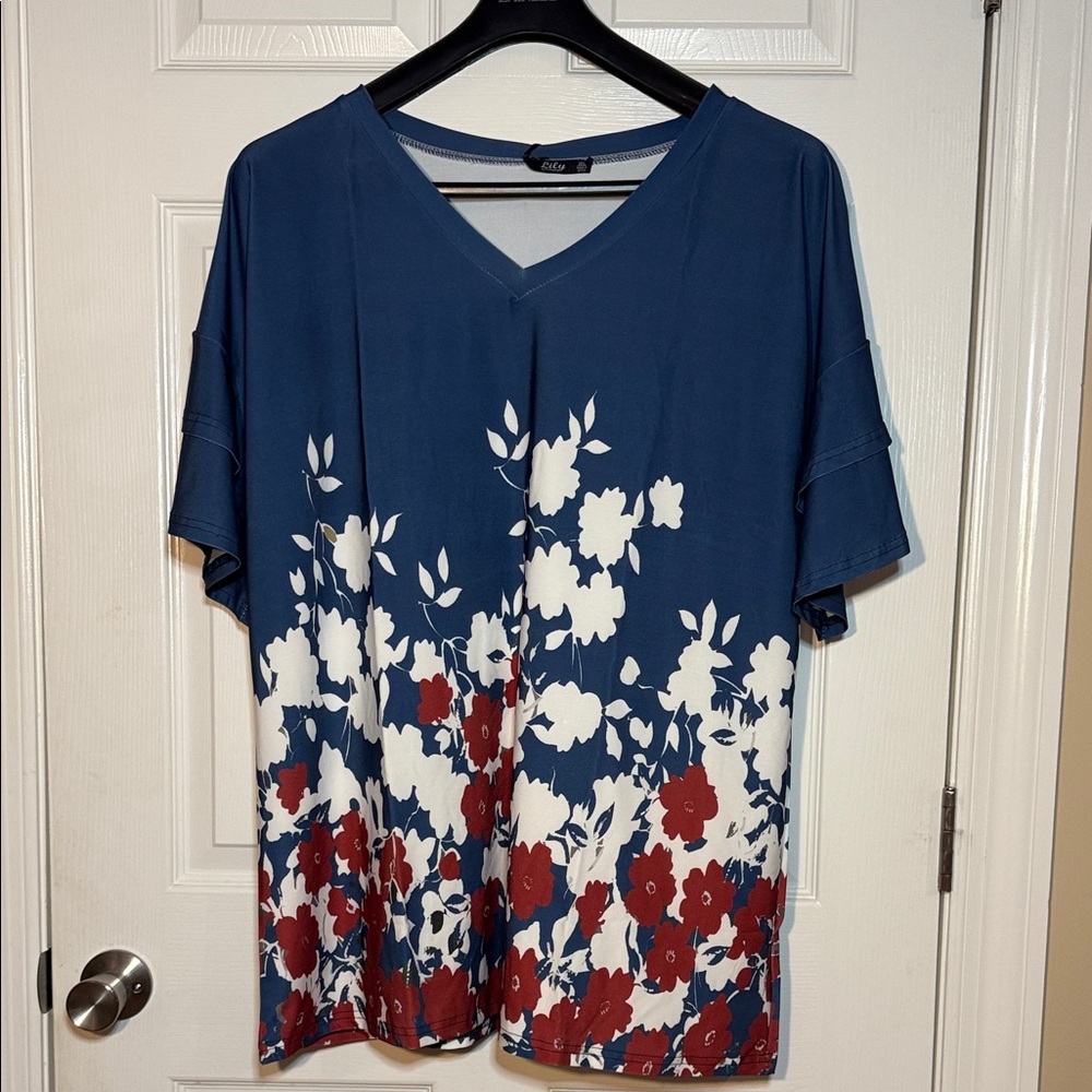Elegant Floral V-Neck Top - Blue and Red